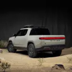 250120 joepug dunestudio r1t rear three quarters 0614 rack v10 final jjedit