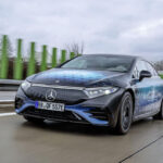 mercedes benz starts road testing first solid state battery vehicle // mercedes benz startet straßentests des ersten fahrzeugs mit festkörperbatterie