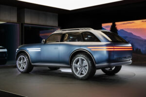 사진 7 제네시스 엑스 그란 이퀘이터 콘셉트 및 GMR 001 하이퍼카 실차 디자인 모델 공개 7