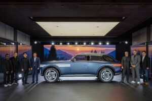 사진 1 제네시스 엑스 그란 이퀘이터 콘셉트 및 GMR 001 하이퍼카 실차 디자인 모델 공개 3