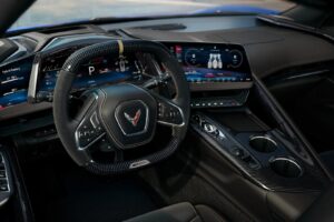 쉐보레 콜벳 C8, 2026년형 모델로 인테리어 대폭 개선