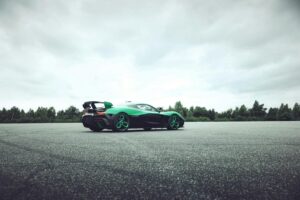 imgi 6 Rimac Nevera R Elektroauto Hypercar Weltrekord Elektromotor 4 36