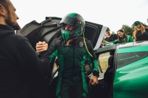 imgi 100 Rimac Nevera R Elektroauto Hypercar Weltrekord Elektromotor 6 41