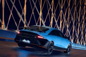 imgi 6 thumb c555449061993ab1e6cb2ce2eee84708 1752152636 8992 950x1194 8