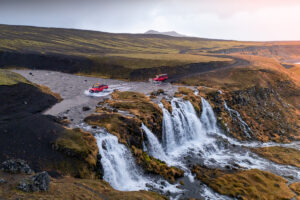 가장 고성능에 값비싼 이네오스 그레나디어와 쿼터마스터 등장, INEOS Grenadier Trialmaster X LETECH