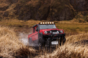 가장 고성능에 값비싼 이네오스 그레나디어와 쿼터마스터 등장, INEOS Grenadier Trialmaster X LETECH