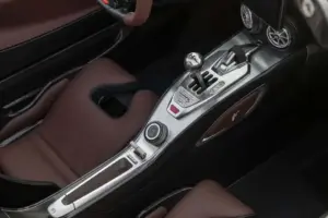 2,059마력 하이퍼카에 수동 변속기… 헤네시, ‘베놈 F5 레볼루션 LF’ 공개