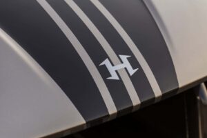 2,059마력 하이퍼카에 수동 변속기… 헤네시, ‘베놈 F5 레볼루션 LF’ 공개