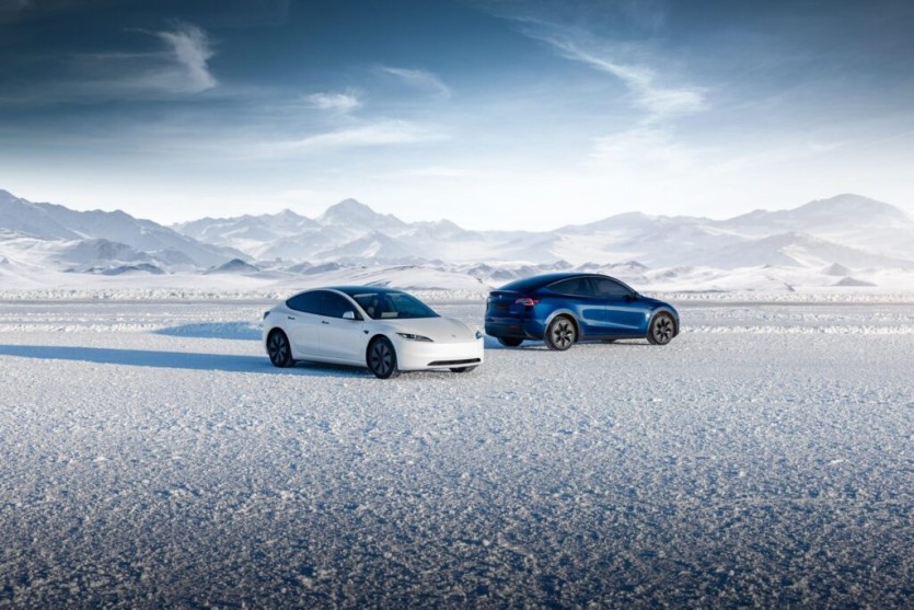 tesla model 3 model y snow 2048x1366 1 24