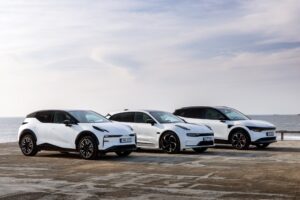 imgi 27 1756817019 zeekr familyshot cascais april25 001 compressed 1