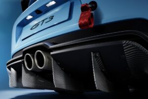 포르쉐, 540kg 다운포스로 무장한 911 GT3의 기록 단축 비결 공개