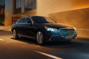독일 총리의 새 관용차? 벤츠 신형 S클래스 기반 V12 방탄 세단 등장