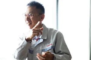 전고체 배터리 2027년 양산… 토요타, 게임체인저 승부수 report executive interview 002 3 2 9
