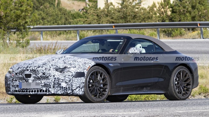 -AMG SL 페이스리프트 테스트카 주행