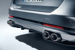 "알피나의 후계자가 돌아왔다"…800마력 BMW M5 왜건의 충격적인 변신