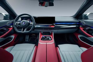 "알피나의 후계자가 돌아왔다"…800마력 BMW M5 왜건의 충격적인 변신