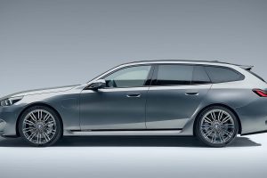 "알피나의 후계자가 돌아왔다"…800마력 BMW M5 왜건의 충격적인 변신
